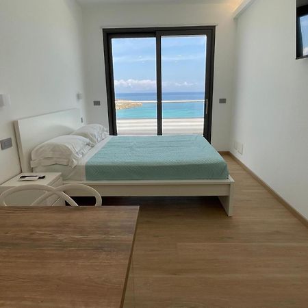 Casa Vacanza Acquamarina ポルト・トッレス エクステリア 写真